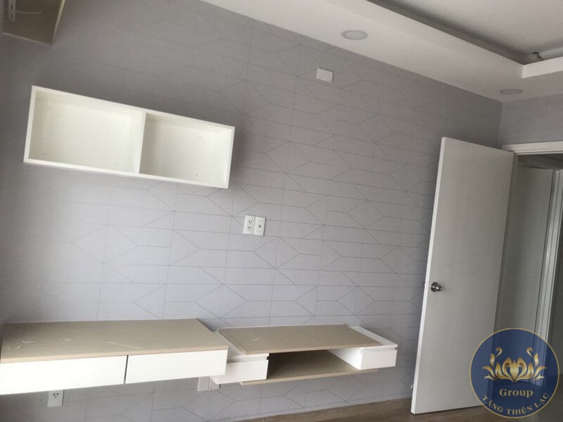 Thi công Giấy dán tường 3D phòng khách tại Tân Trụ Sang Trọng – Đẳng Cấp